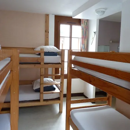 Hostal L'oasis *